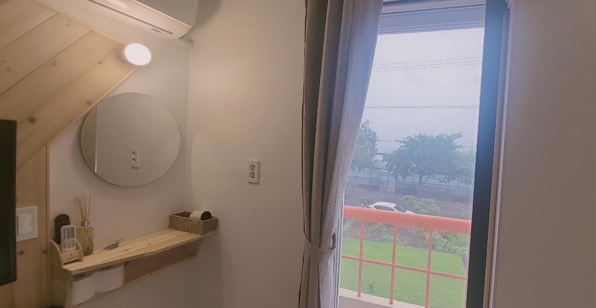 Jeju Soroan Pension 서귀포 외부 사진